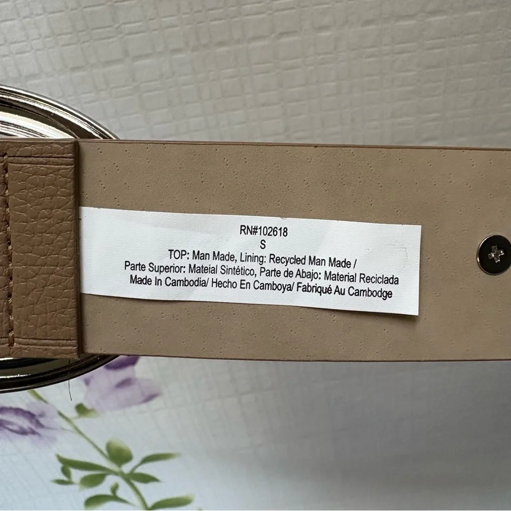 NEW Steve Madden Tan Faux Leather Large Oval Silver Buckle Belt Size Small - Picture 6 of 6